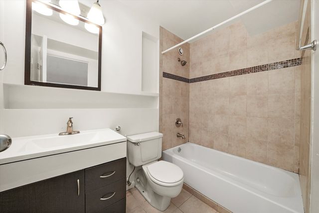 40 E 9TH Street 710, Chicago, IL 60605