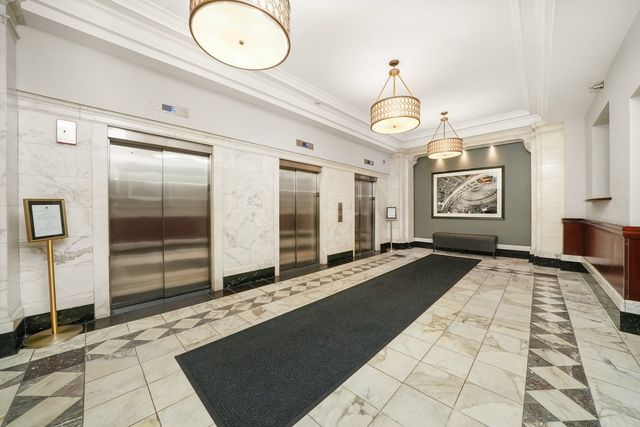 40 E 9TH Street 710, Chicago, IL 60605