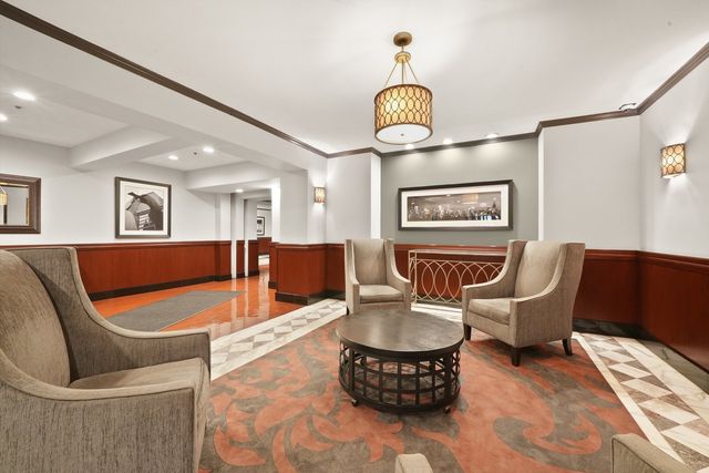 40 E 9TH Street 710, Chicago, IL 60605