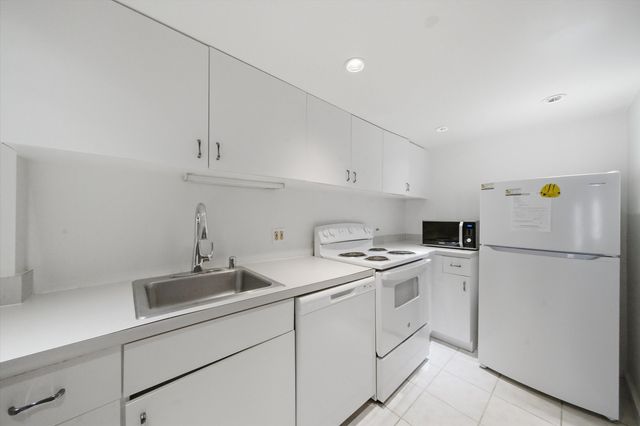 40 E 9TH Street 710, Chicago, IL 60605