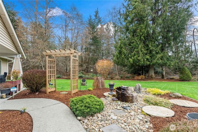 21701 31st Avenue E, Spanaway, WA 98387