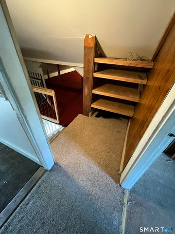 265 Oakland Street, Manchester, CT 06042