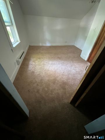 265 Oakland Street, Manchester, CT 06042