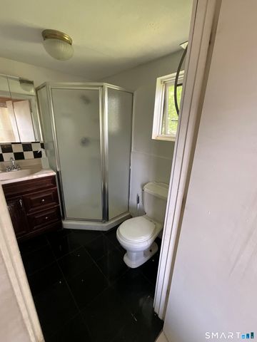 265 Oakland Street, Manchester, CT 06042