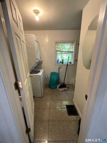 265 Oakland Street, Manchester, CT 06042