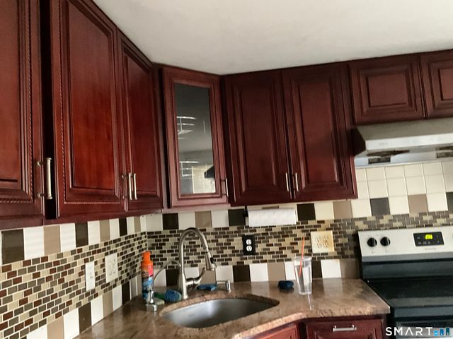 265 Oakland Street, Manchester, CT 06042