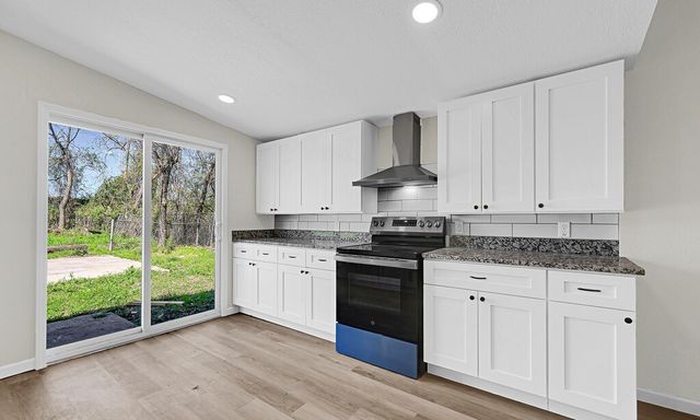 1541 Clark Avenue, Waco, TX 76708