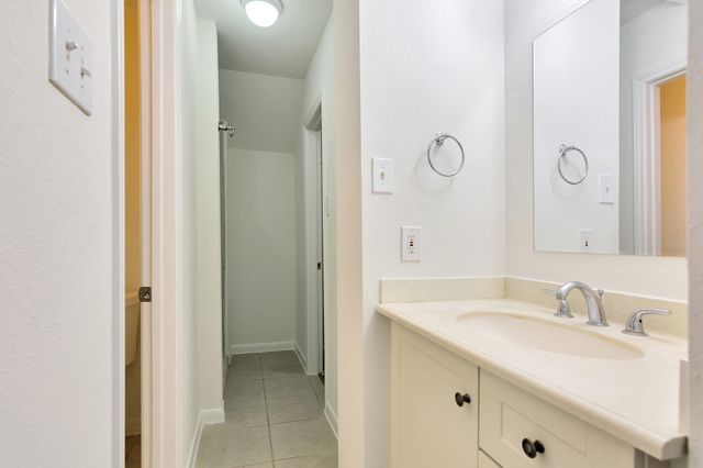 22 Queenscliff Circle, The Woodlands, TX 77382