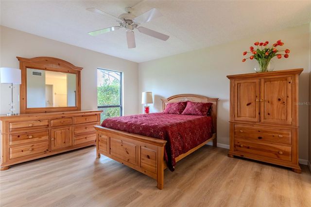 2989 TAYWOOD MEADOW 19, Sarasota, FL 34235