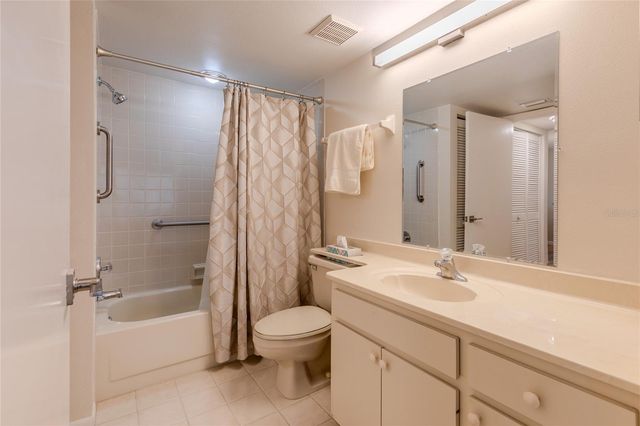 2989 TAYWOOD MEADOW 19, Sarasota, FL 34235