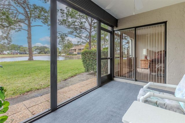 2989 TAYWOOD MEADOW 19, Sarasota, FL 34235