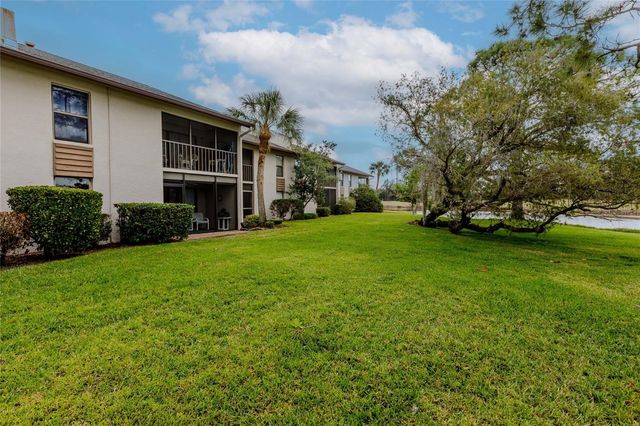 2989 TAYWOOD MEADOW 19, Sarasota, FL 34235