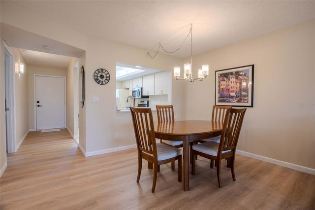 2989 TAYWOOD MEADOW 19, Sarasota, FL 34235