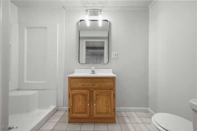 7224 Pine Woods Way, Olmsted Twp, OH 44138