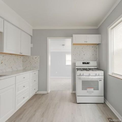 440 Jewell Street, Ferndale, MI 48220