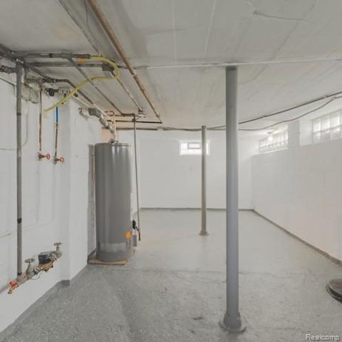 440 Jewell Street, Ferndale, MI 48220