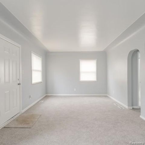 440 Jewell Street, Ferndale, MI 48220