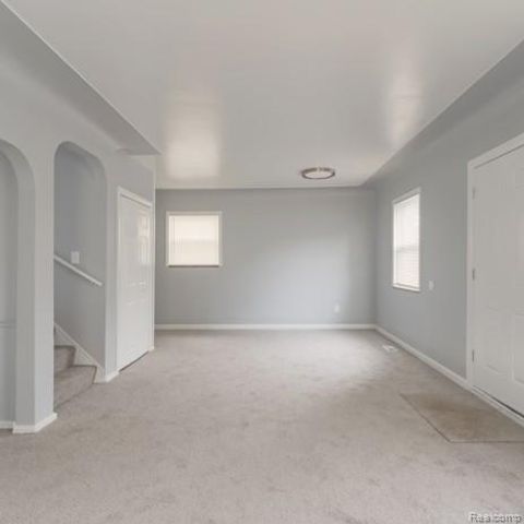 440 Jewell Street, Ferndale, MI 48220