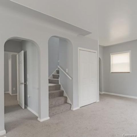 440 Jewell Street, Ferndale, MI 48220