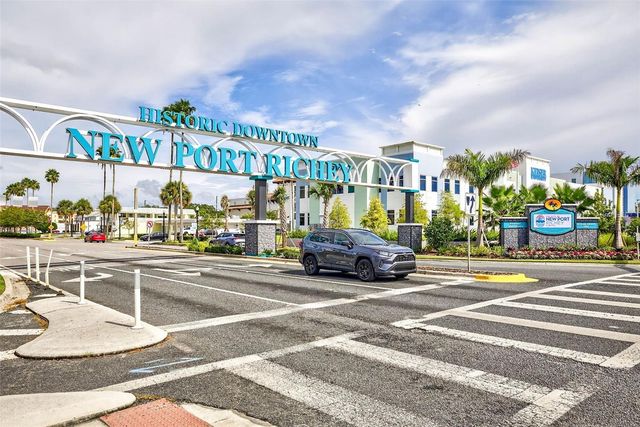 5111 SCHOOL ROAD, New Port Richey, FL 34653