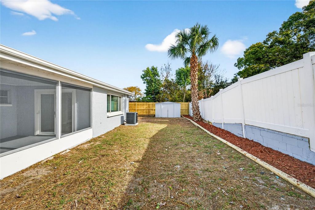 Image 17 of property listing at 5111 SCHOOL ROAD, New Port Richey, FL 34653