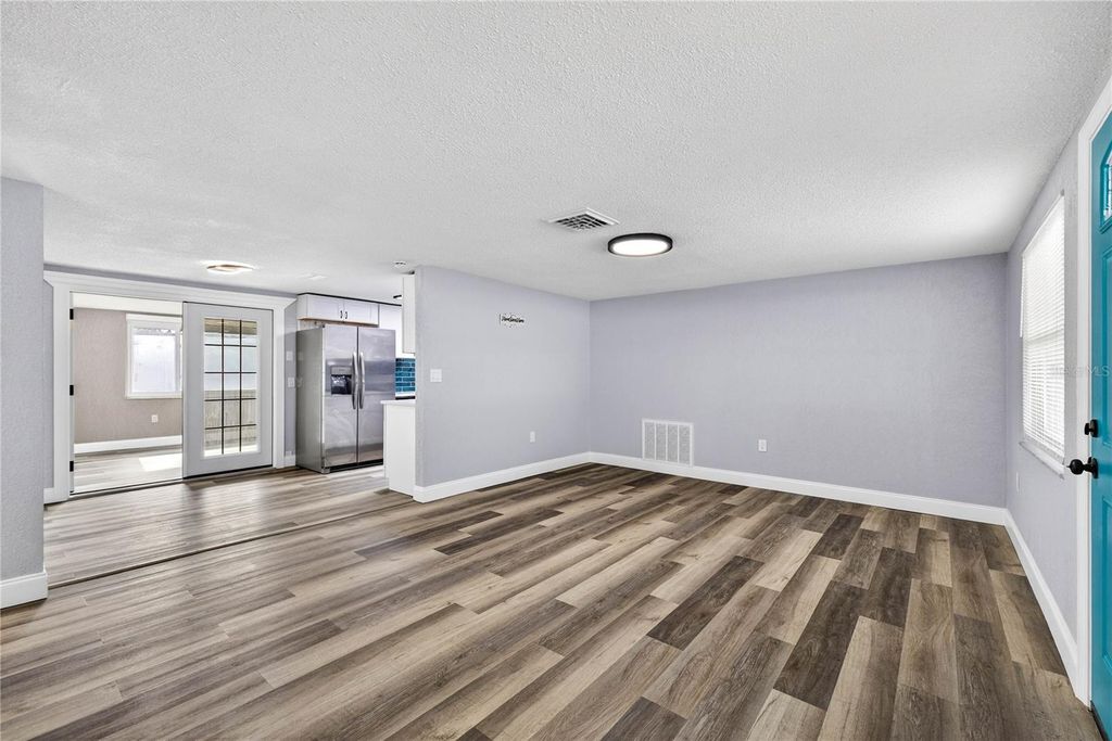 Image 3 of property listing at 5111 SCHOOL ROAD, New Port Richey, FL 34653