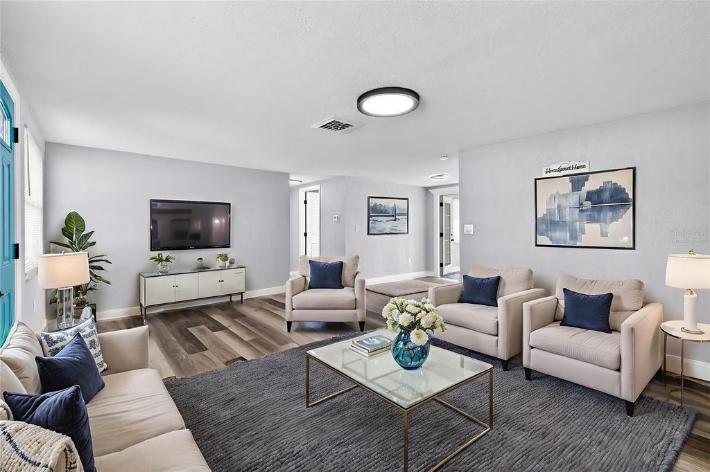 Image 4 of property listing at 5111 SCHOOL ROAD, New Port Richey, FL 34653