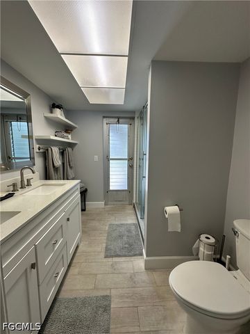 1201 SE 32nd TER, Cape Coral, FL 33904
