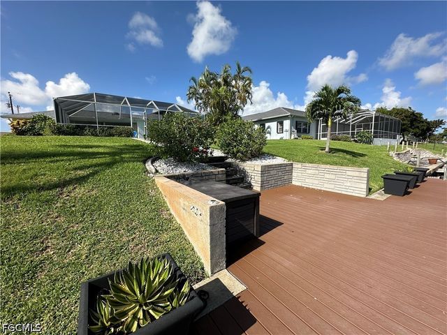 1201 SE 32nd TER, Cape Coral, FL 33904