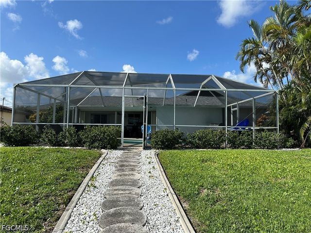 1201 SE 32nd TER, Cape Coral, FL 33904