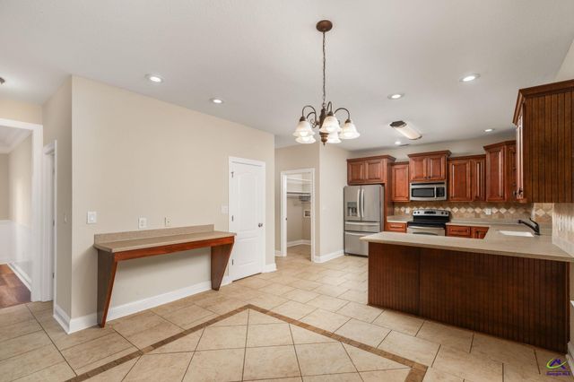 419 Morgan Ranch Circle, Bonaire, GA 31005