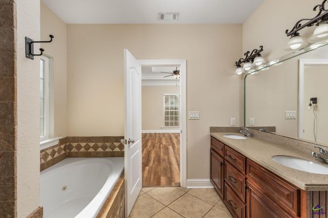 419 Morgan Ranch Circle, Bonaire, GA 31005