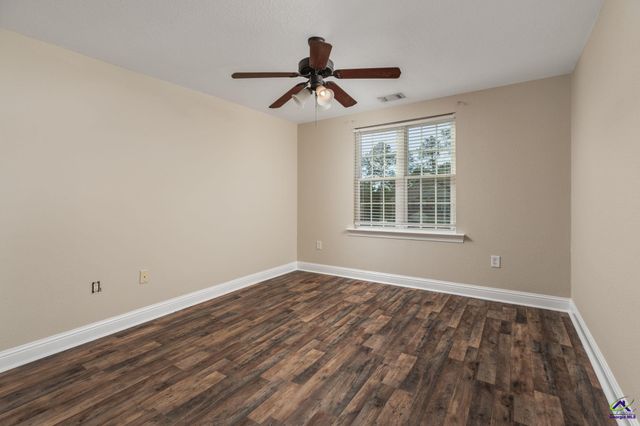 419 Morgan Ranch Circle, Bonaire, GA 31005