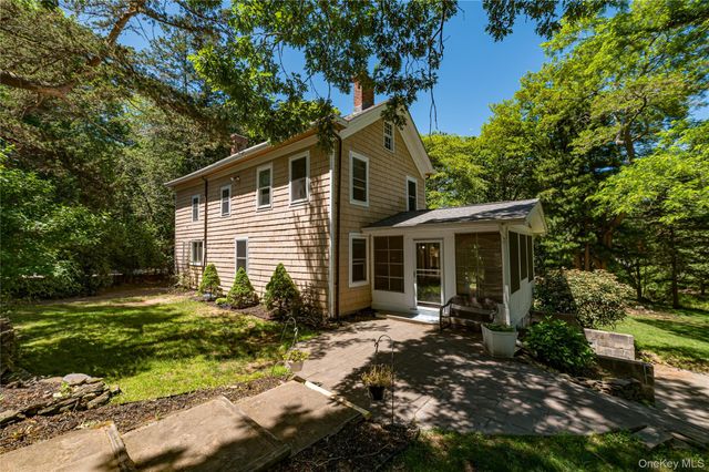 38 Pleasure Drive, Flanders, NY 11901