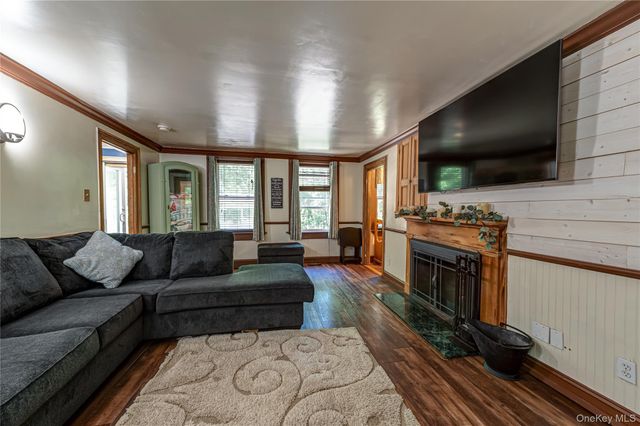38 Pleasure Drive, Flanders, NY 11901