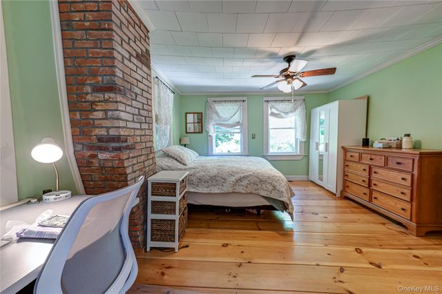 38 Pleasure Drive, Flanders, NY 11901