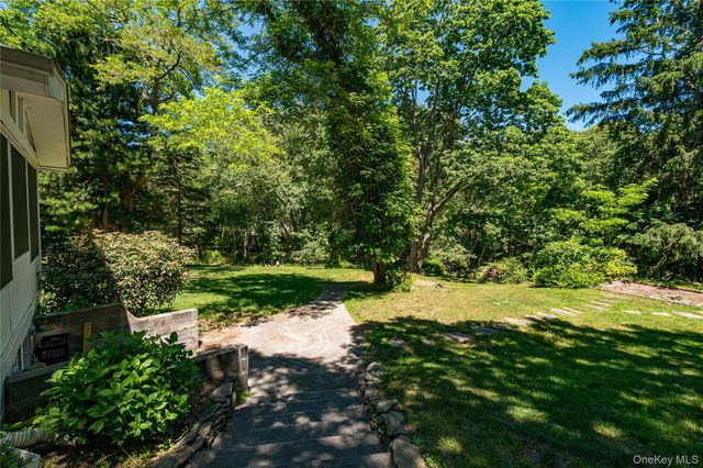 38 Pleasure Drive, Flanders, NY 11901