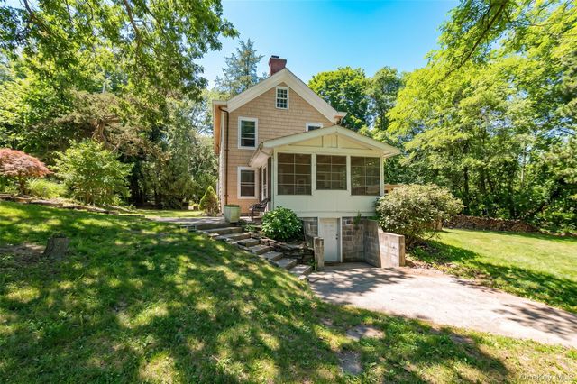 38 Pleasure Drive, Flanders, NY 11901