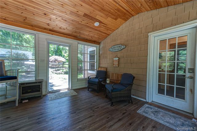 38 Pleasure Drive, Flanders, NY 11901