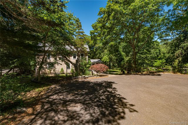 38 Pleasure Drive, Flanders, NY 11901