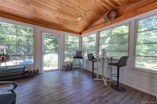 38 Pleasure Drive, Flanders, NY 11901