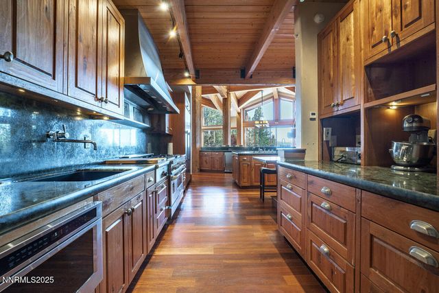 951 Divot Court, Incline Village, NV 89451