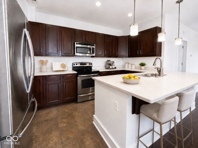 802 N Meridian Street 208, Indianapolis, IN 46204