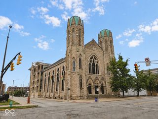 802 N Meridian Street 208, Indianapolis, IN 46204