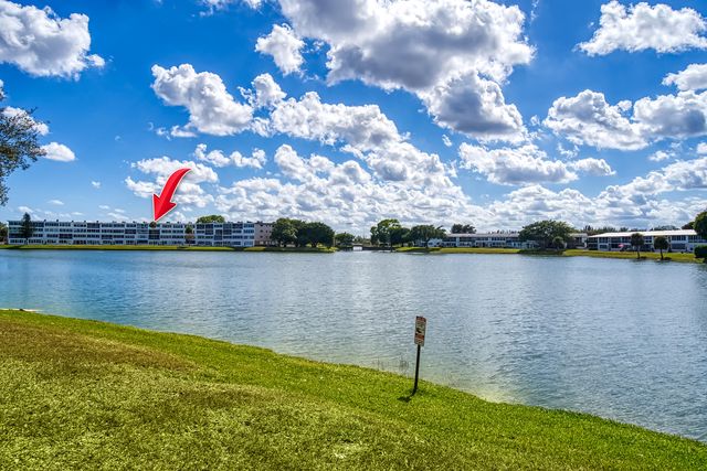 334 Dover B 334, West Palm Beach, FL 33417