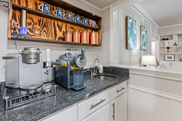 209 Yacht Club Drive, Rockwall, TX 75032
