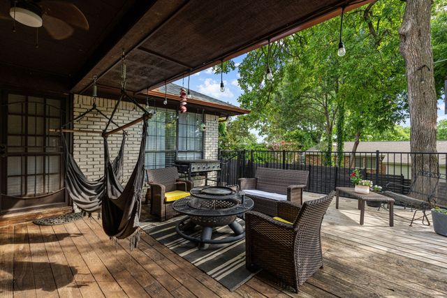 209 Yacht Club Drive, Rockwall, TX 75032