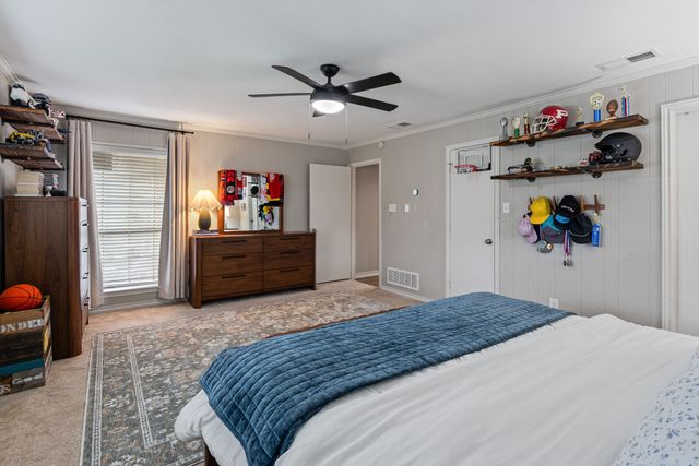 209 Yacht Club Drive, Rockwall, TX 75032