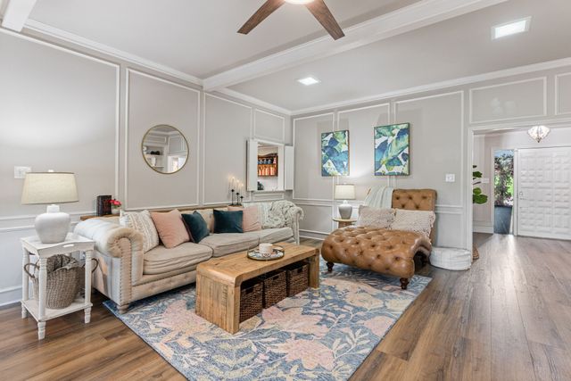 209 Yacht Club Drive, Rockwall, TX 75032