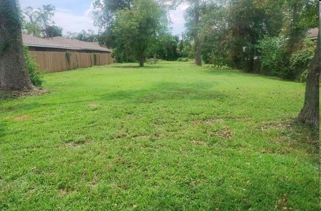 5609 Pickfair Street, Houston, TX 77026